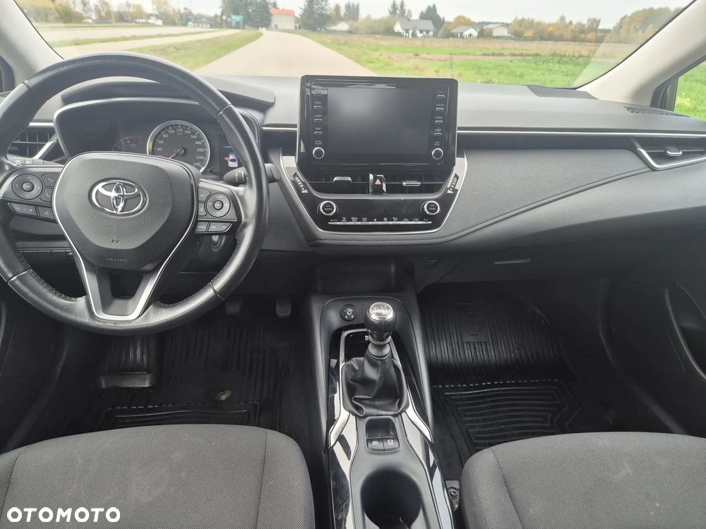 Toyota Corolla 1.5 Comfort - 24