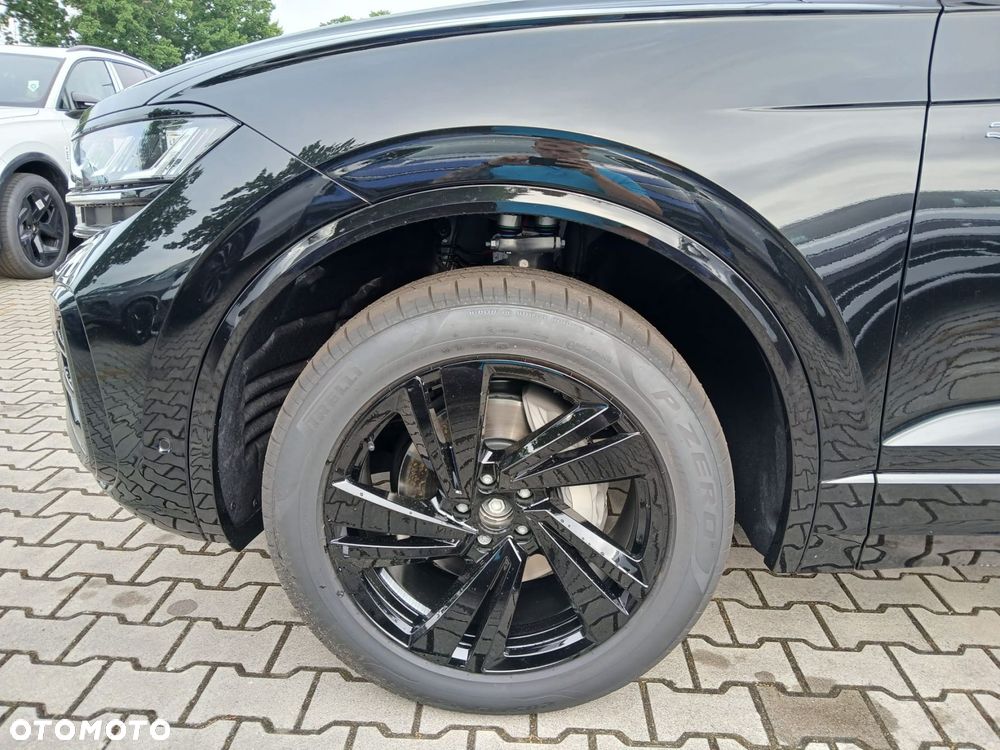 Volkswagen Touareg - 24