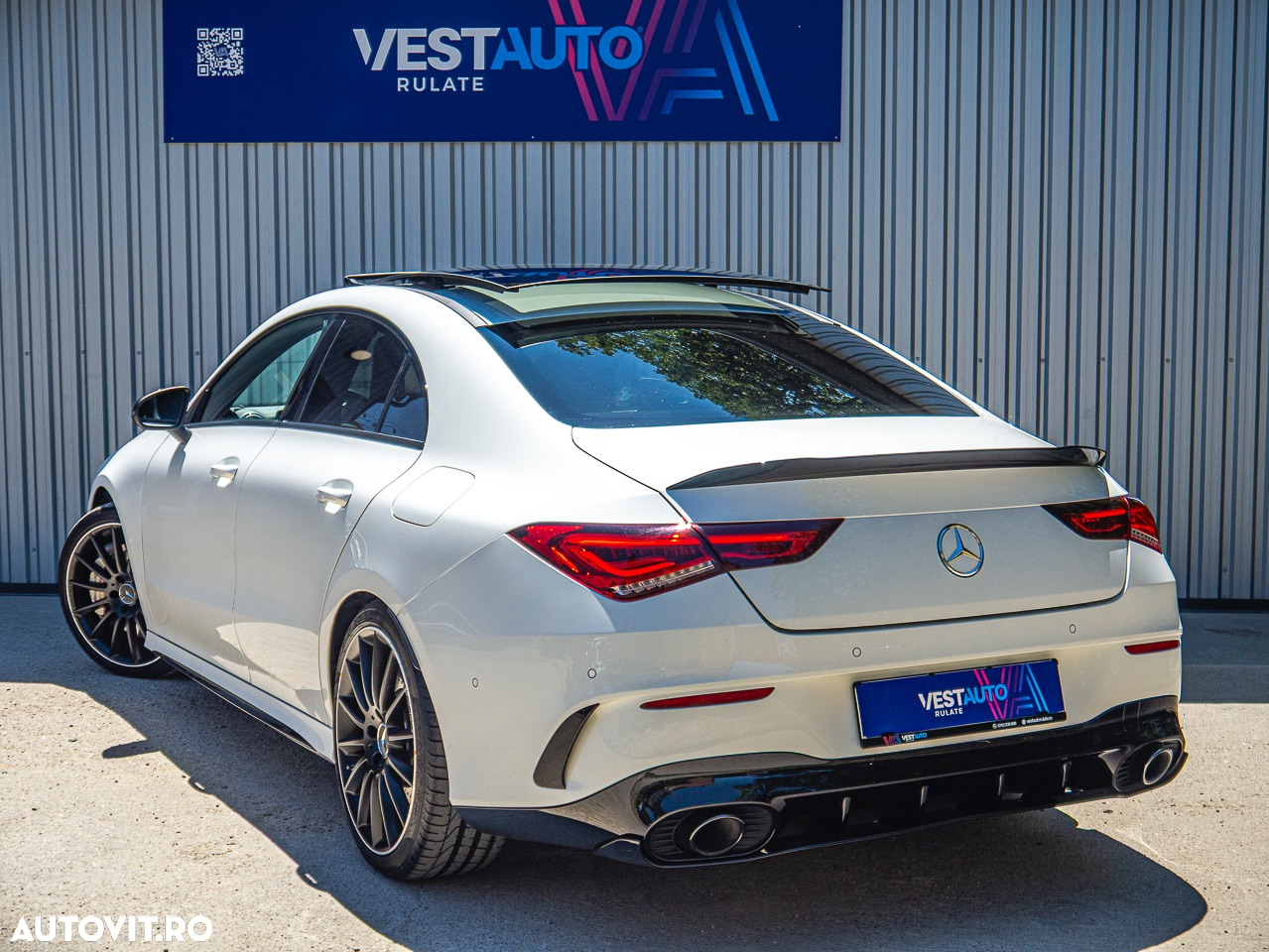 Mercedes-Benz CLA AMG 35 4Matic AMG Speedshift 7G-DCT - 2