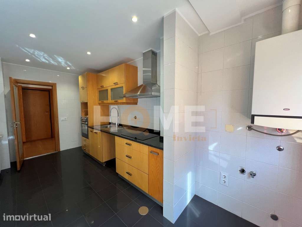 T1 c/L.garagem - Junto ao Continente Ramalde e Metro|Porto - Grande imagem: 4/21