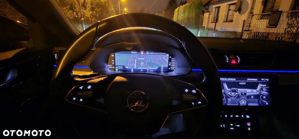 Skoda Superb 2.0 TDI SCR 4x4 L&K DSG - 29