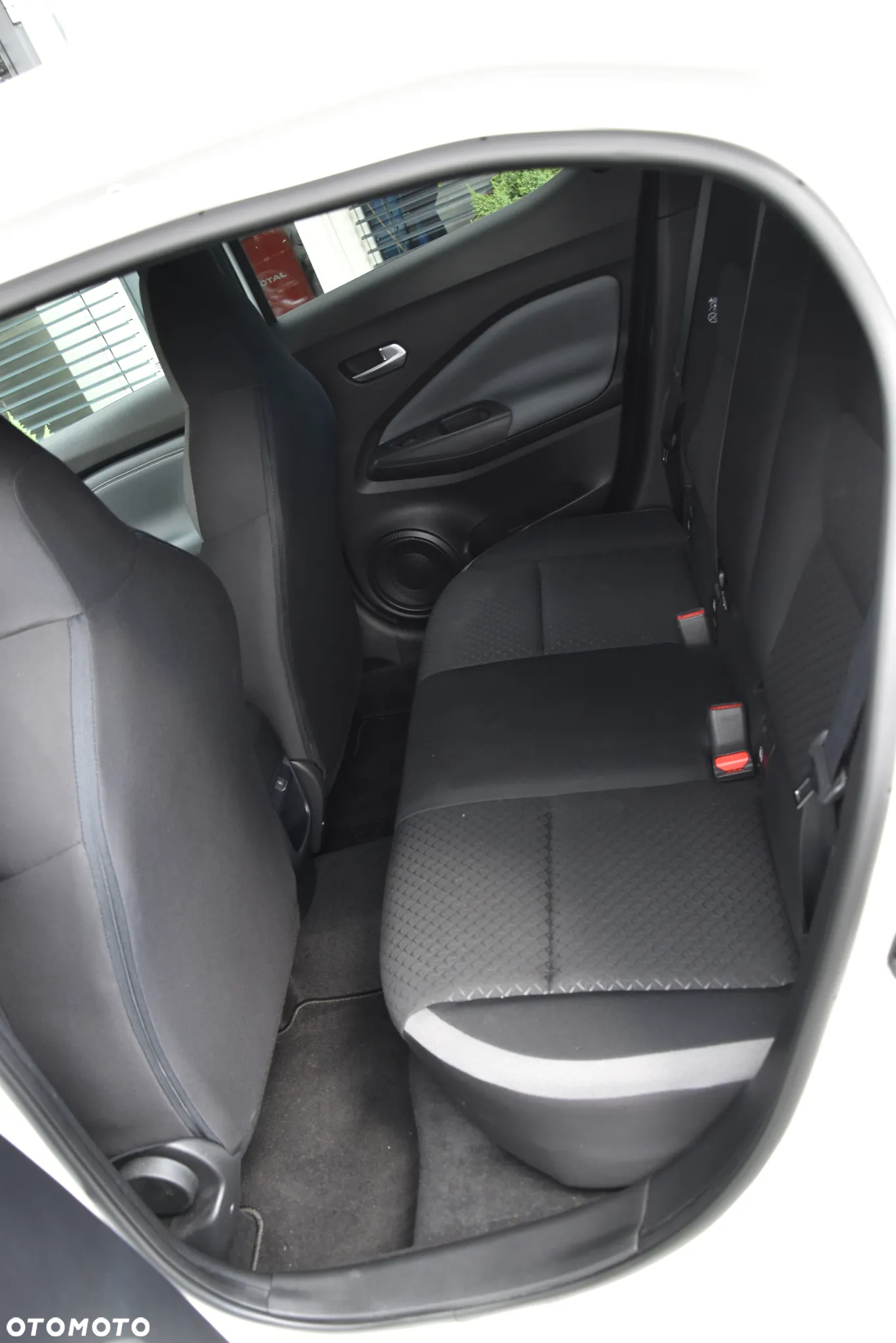 Nissan Juke 1.0 DIG-T DCT Tekna - 21