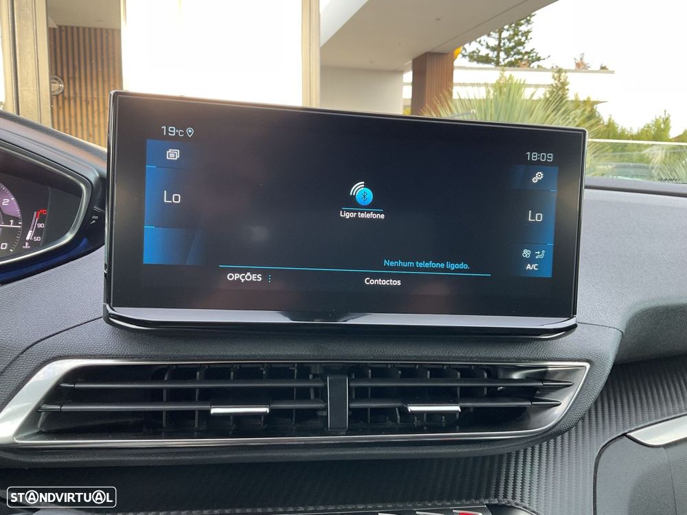 Peugeot 3008 1.2 PureTech Allure - 25