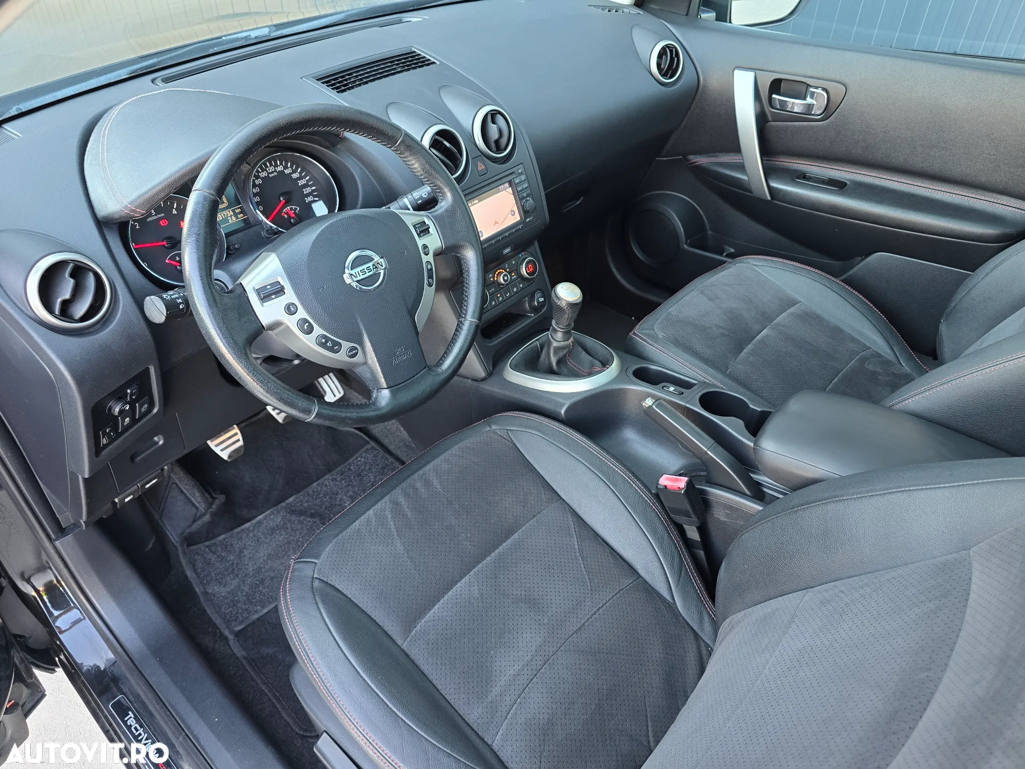 Nissan Qashqai 1.6 DCI DPF Start/Stop tekna - 6