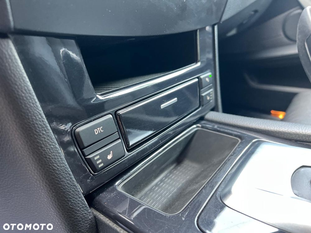 BMW Seria 5 520d - 12