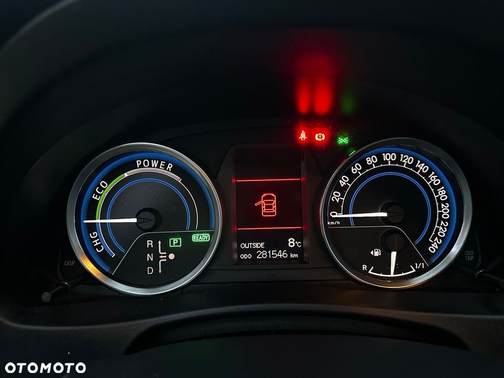 Toyota Auris 1.8 HSD Luna - 26