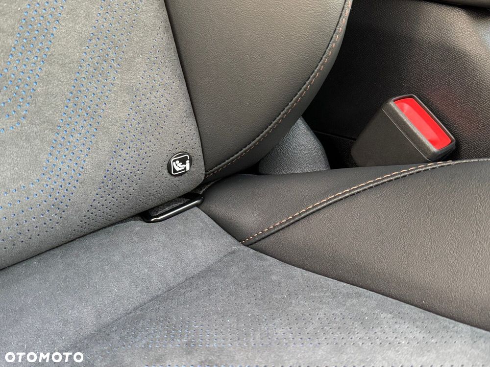 Cupra Formentor 1.5 eTSI mHEV DSG - 36