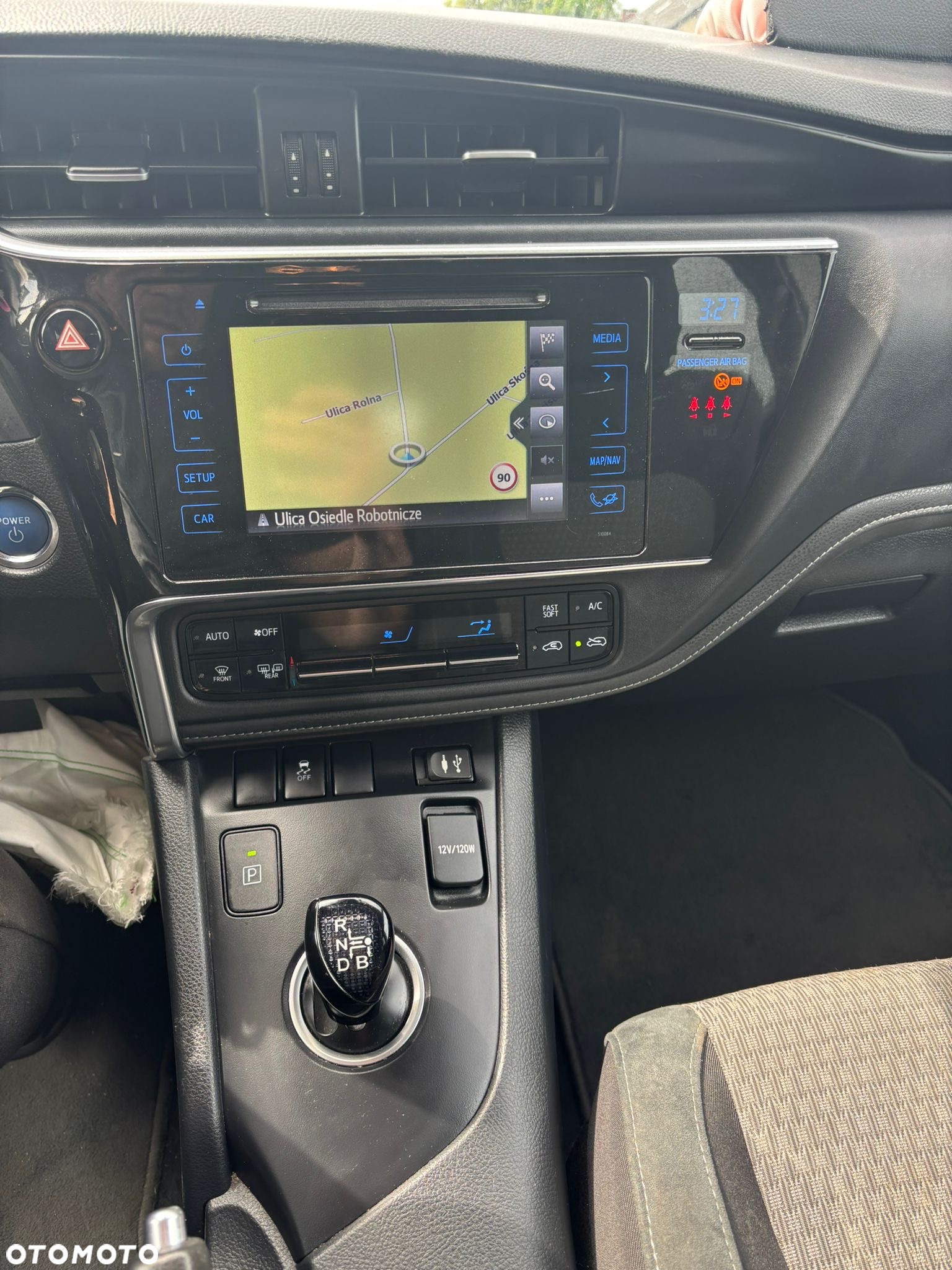 Toyota Auris - 25