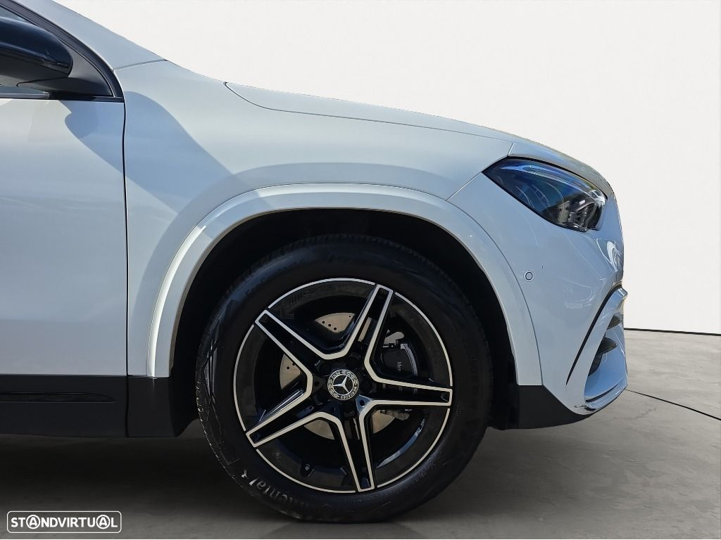 Mercedes-Benz GLA 180 d AMG Line - 6