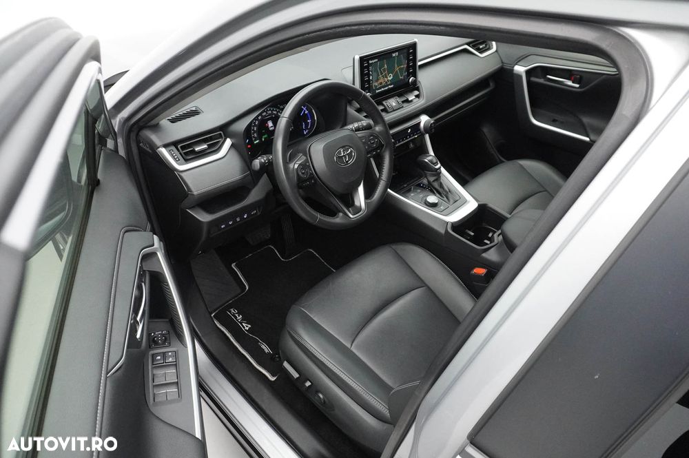 Toyota RAV4 2.5 VVT-iE 4x4 Luxury - 8