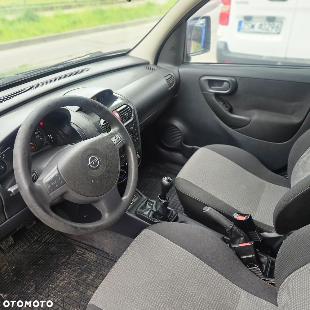 Opel Combo - 17