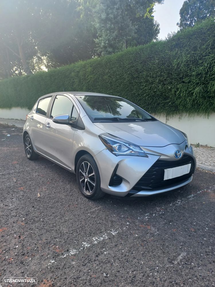 Toyota Yaris 1.5 HSD Exclusive - 5