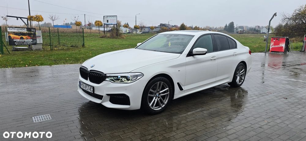 BMW Seria 5 520d M Sport - 1