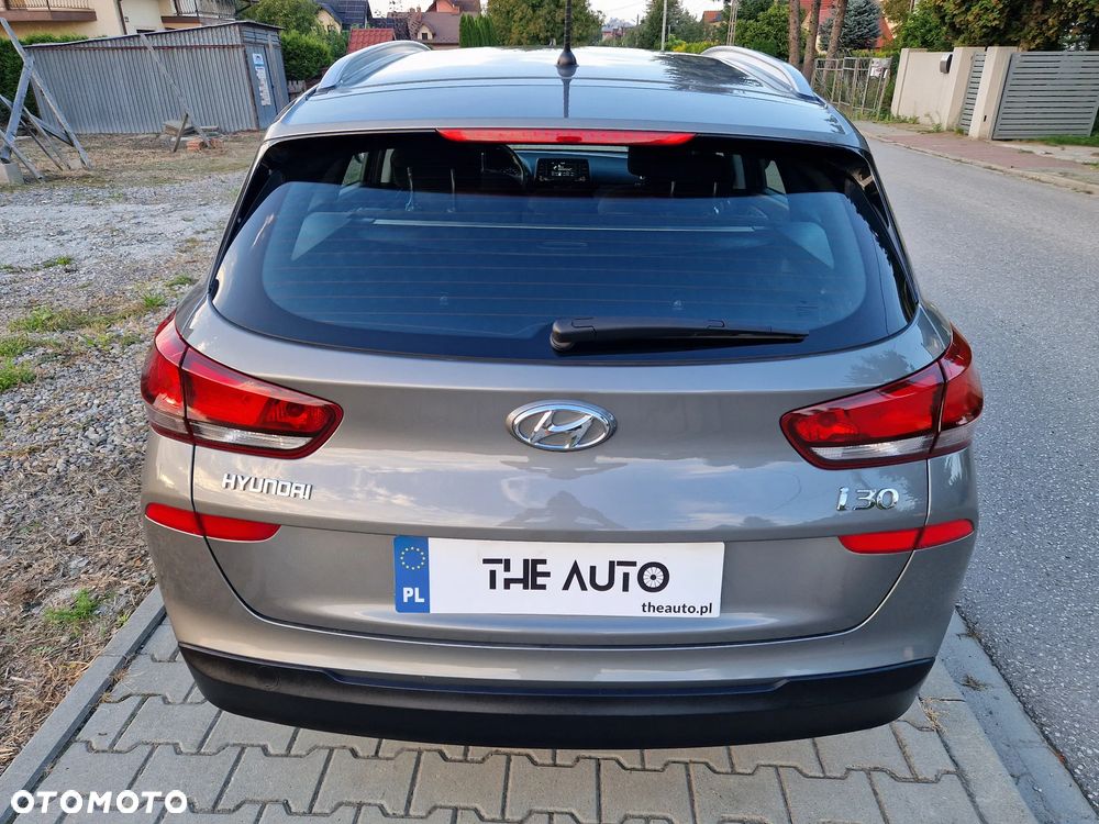 Hyundai i30 1.4 GO Plus - 34