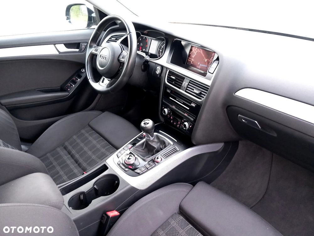 Audi A4 Avant 2.0 TDI DPF Attraction - 7