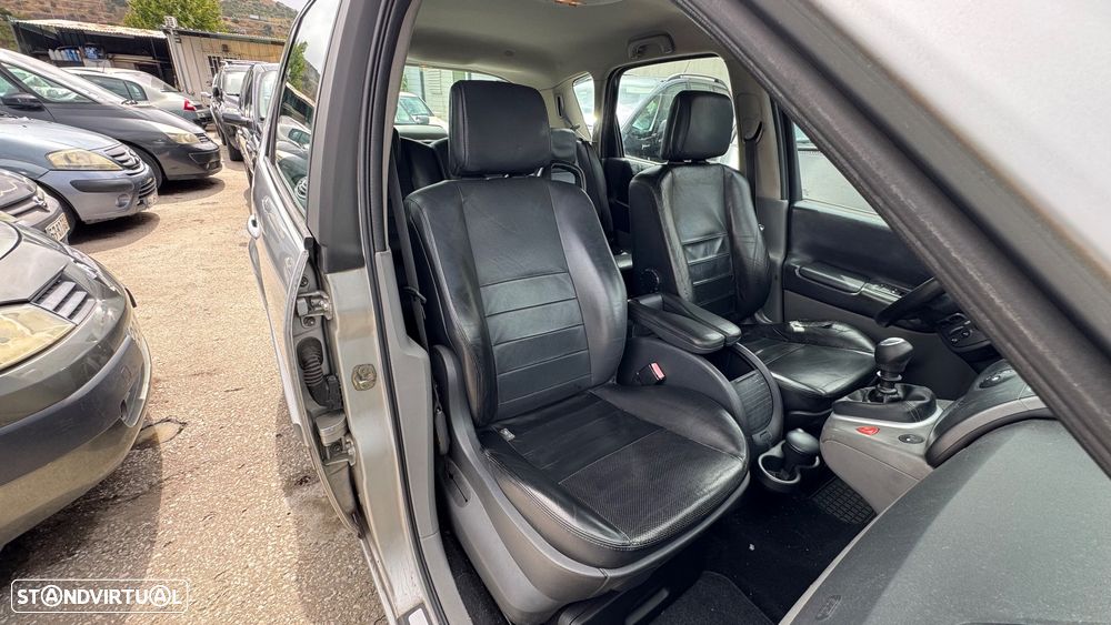 Renault Scénic 1.5 dCi SE Exclusive - 14