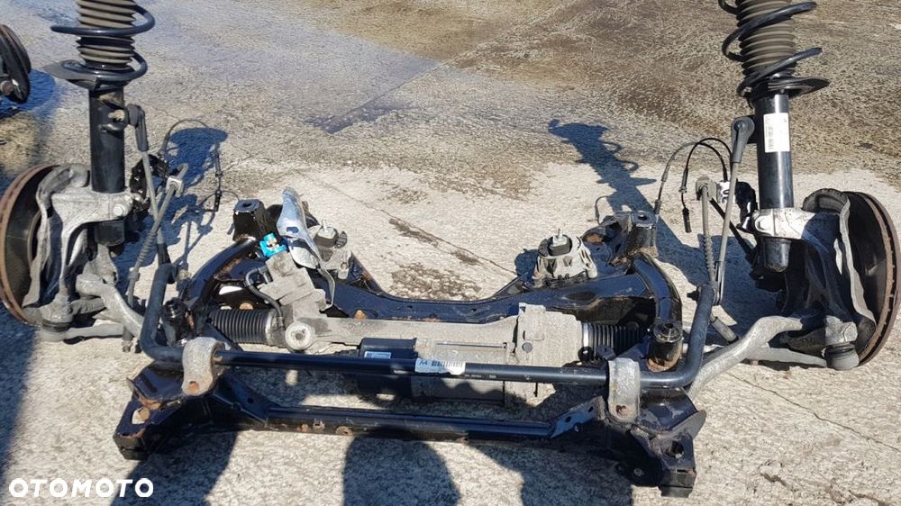 Bmw f30 zwrotnica wachacze amortyzator m pakiet