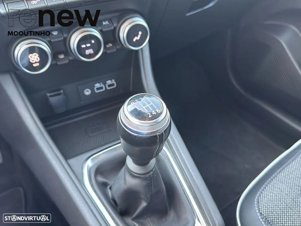 Renault Captur 1.0 TCe Techno - 17