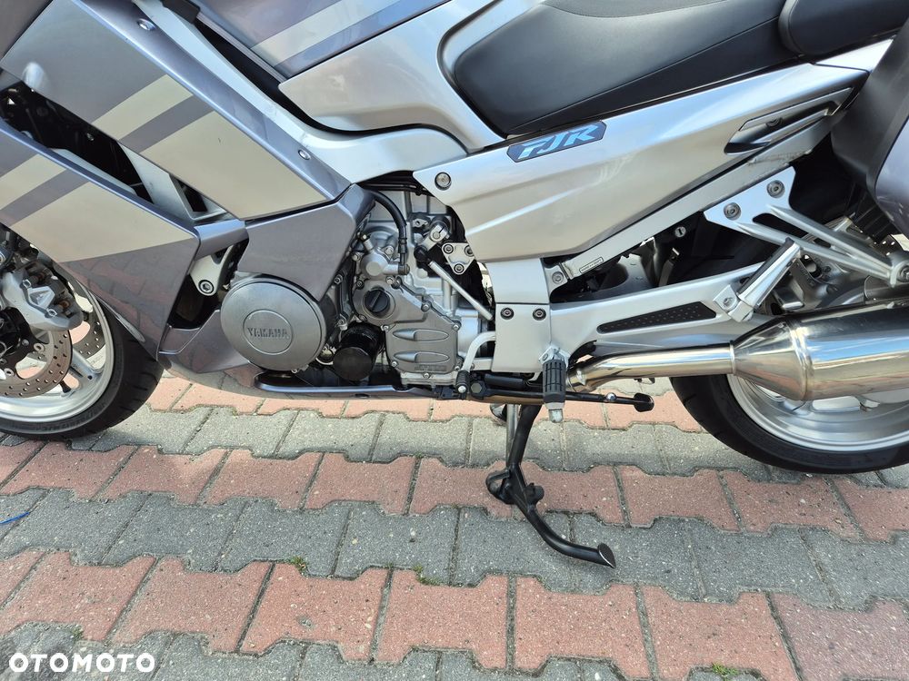 Yamaha FJR - 10