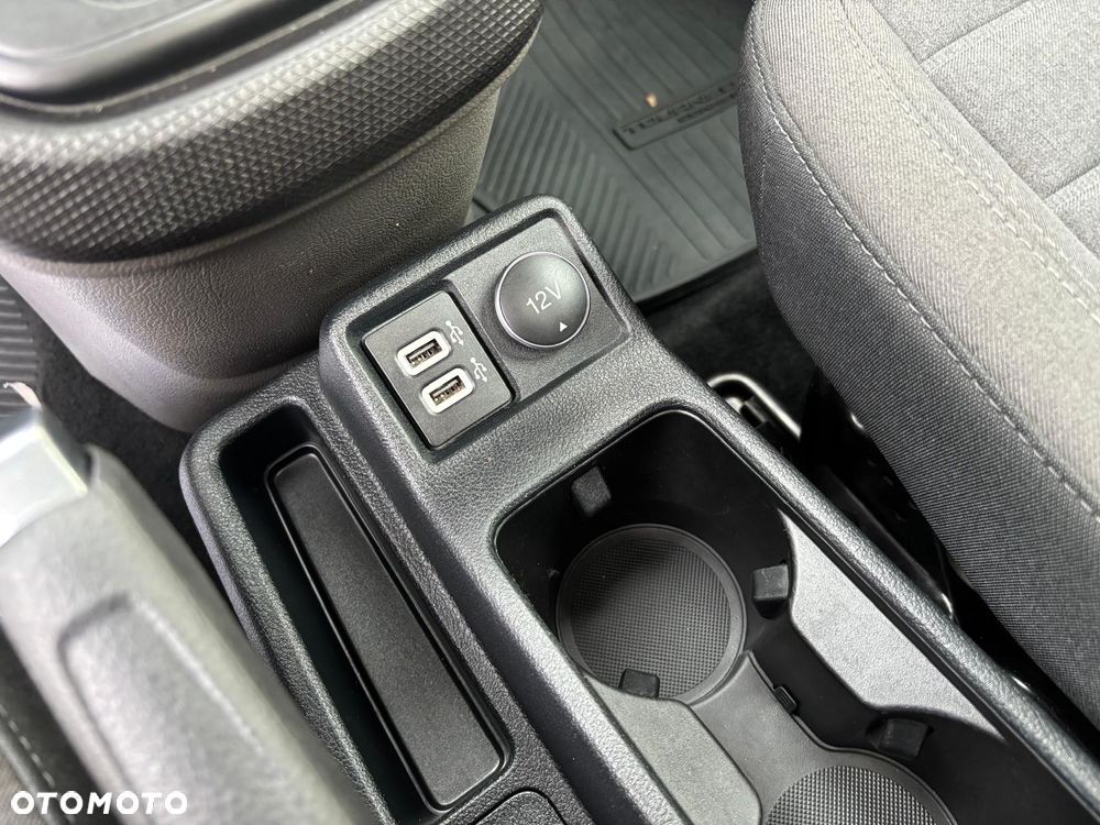 Ford Tourneo Connect Grand - 30