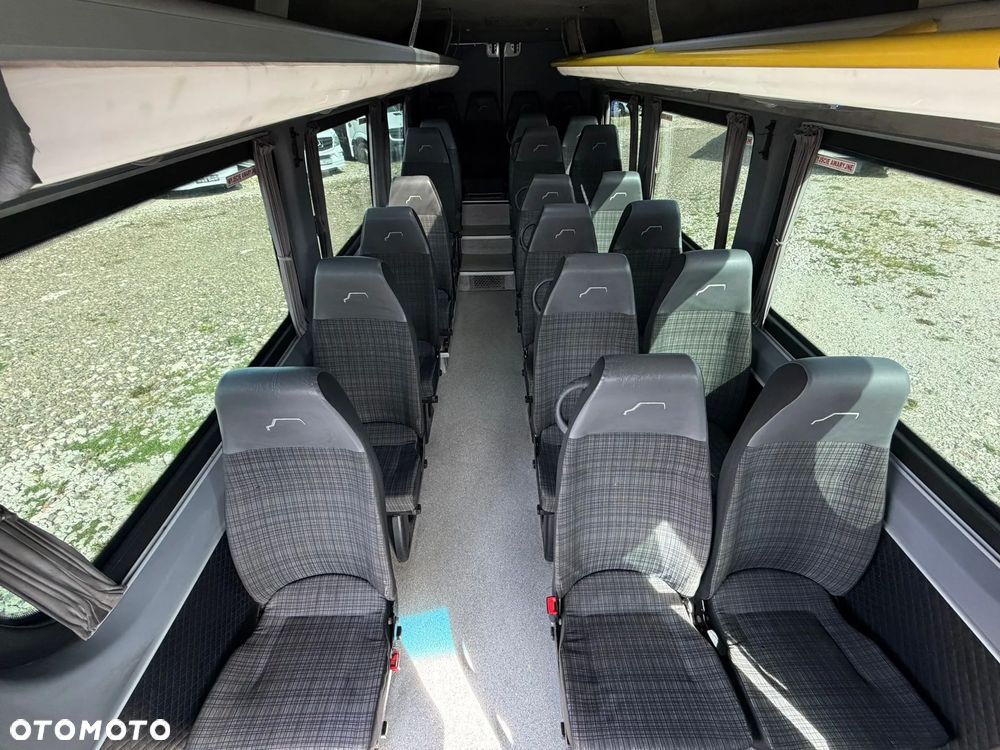 Mercedes-Benz Sprinter 516 - 15
