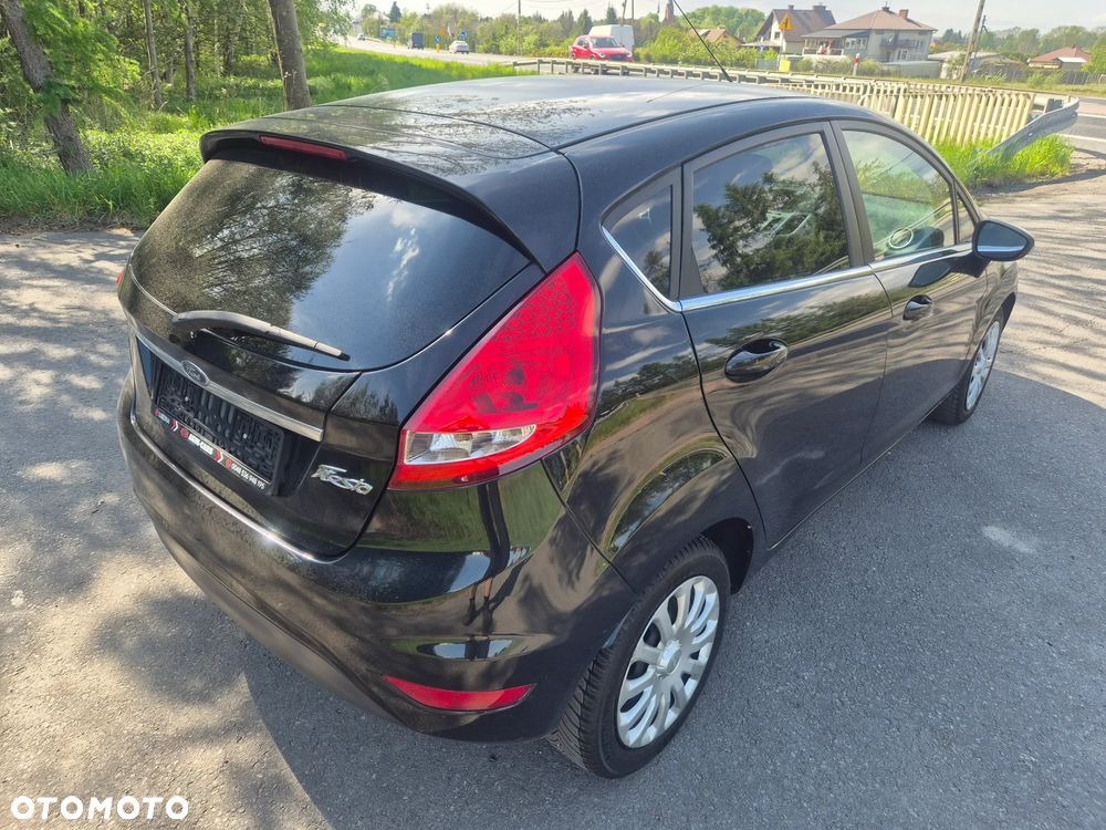 Ford Fiesta 1.4 Titanium EU5 - 6