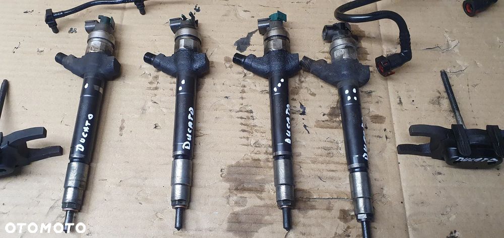 Wtrysk wtryskiwacz wtryskiwacze wtryski paliwa Fiat Ducato III 2.2 JTD 6C1Q-9K546-AC - 4