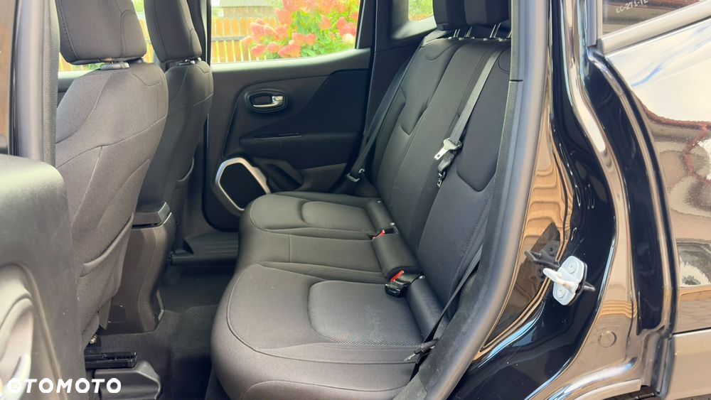 Jeep Renegade - 23
