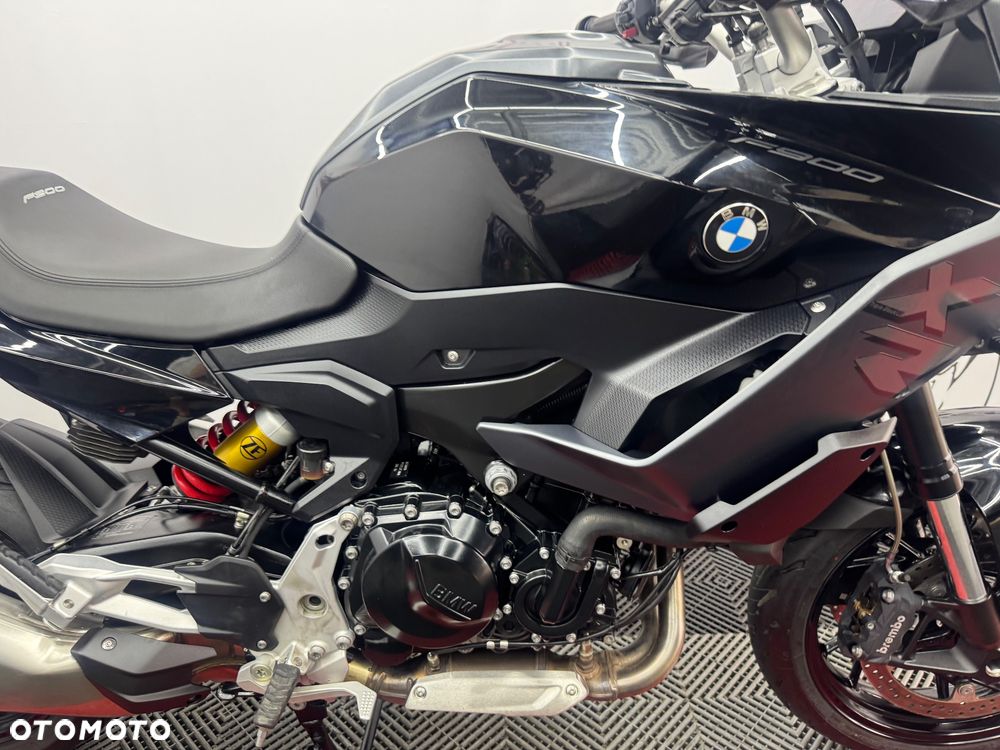 BMW XR - 37