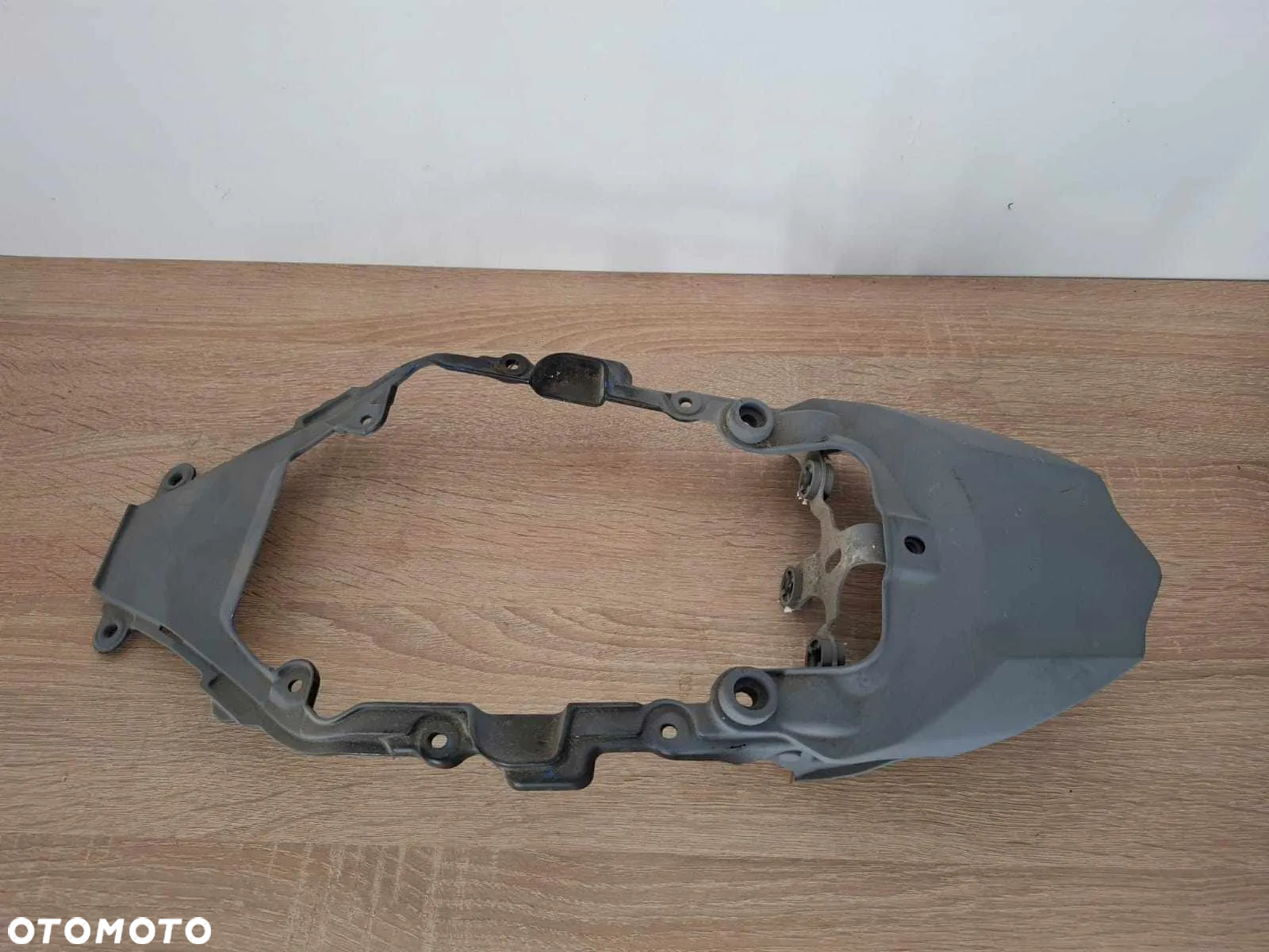 OGON ZADUPEK OWIEWKA TYŁ TYLNA SUZUKI GSXR GSX-R 1000 09-16 47311-47h - 2
