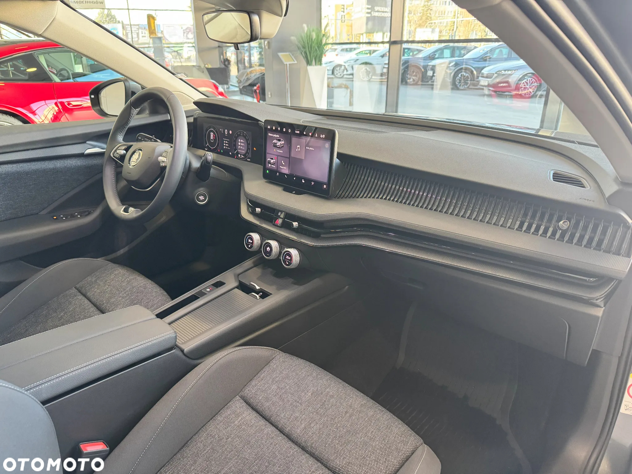 Skoda Superb 2.0 TDI SCR Essence DSG - 13