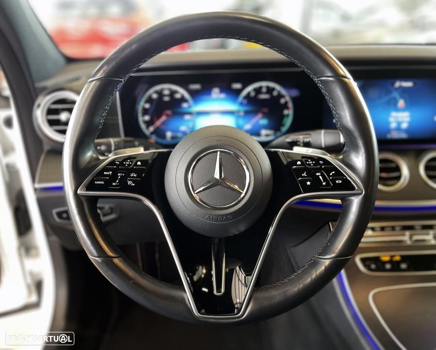 Mercedes-Benz E 300 de AMG Line - 12