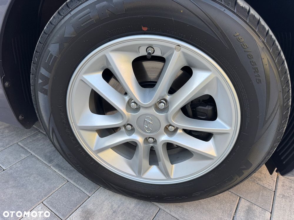 Hyundai i30 1.6 Comfort - 14