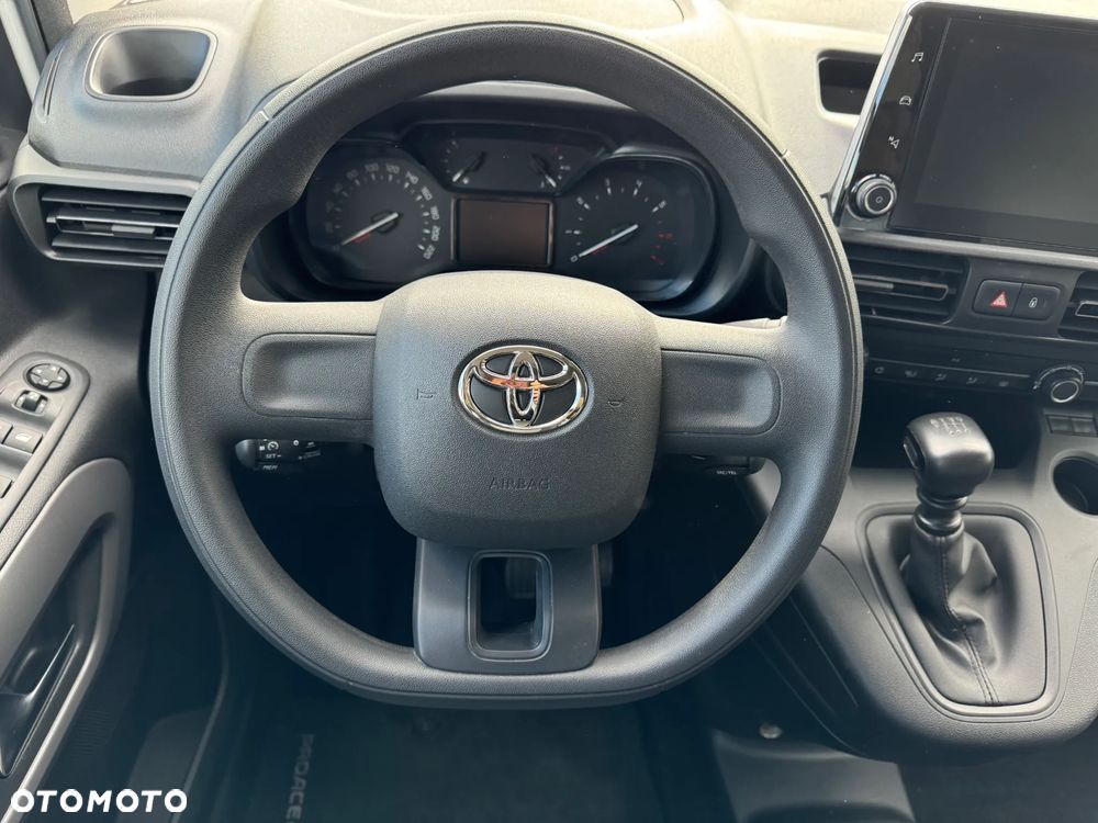Toyota Proace City Verso 1.5 D-4D Business - 19