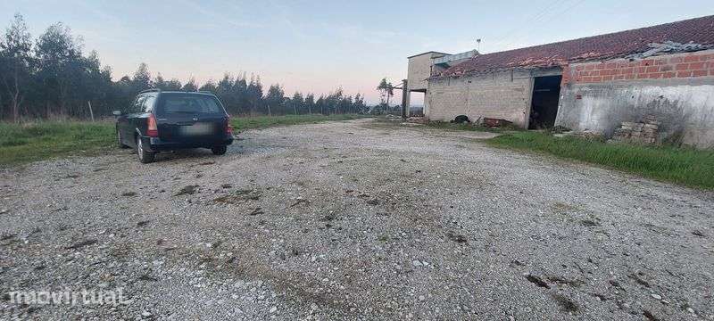 Vende-se Imovel com 4800m2 - Grande imagem: 2/6