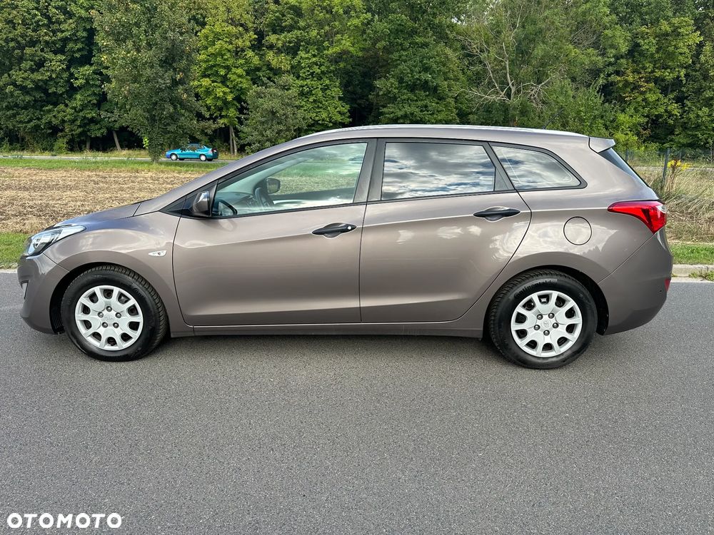 Hyundai i30 i30cw 1.4 Advantage - 10