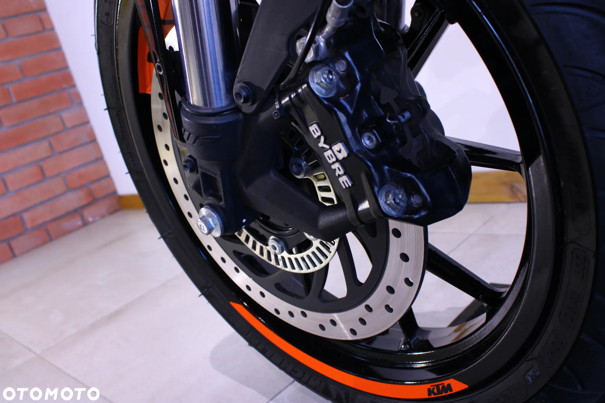 KTM Duke - 23