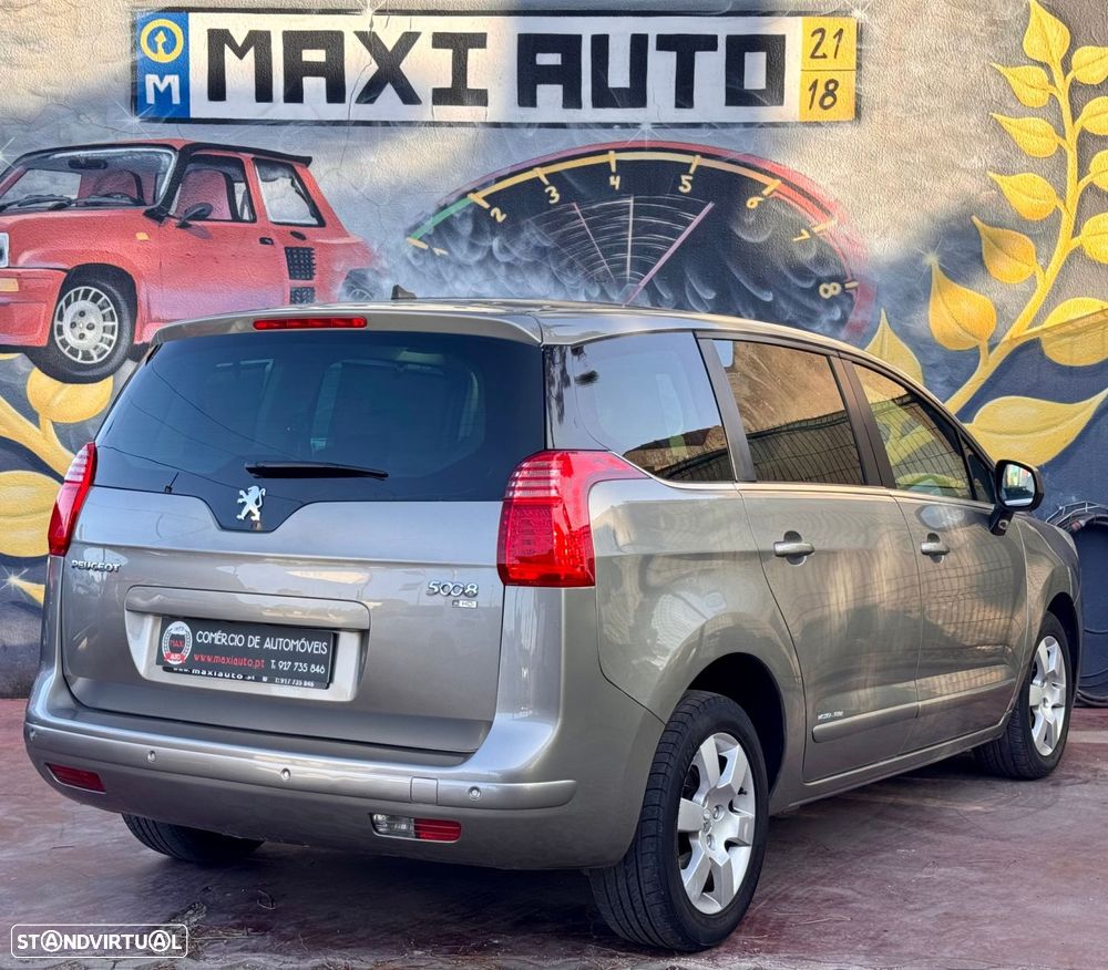 Peugeot 5008 1.6 HDi Executive CMP6 - 2