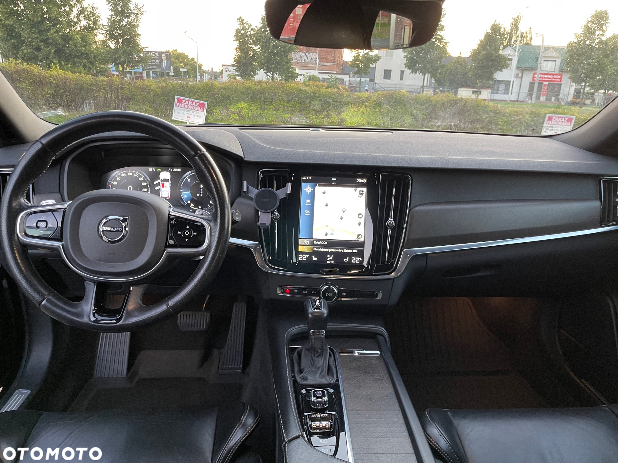 Volvo V90 D5 AWD Momentum Pro - 25