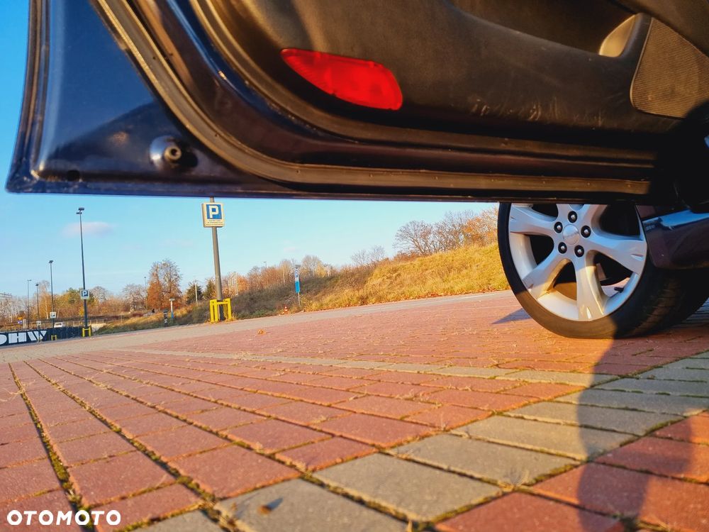 Subaru Legacy Kombi 2.0R Comfort - 33