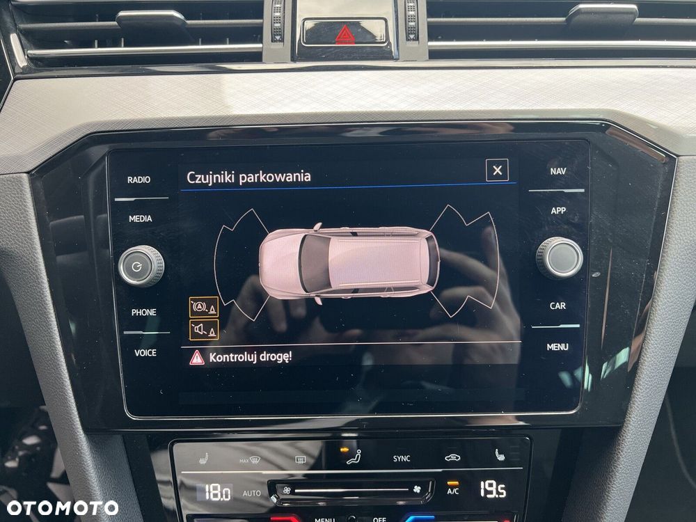 Volkswagen Passat Variant - 28