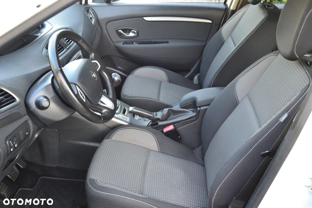 Renault Scenic Energy TCe 115 S&S Xmod Bose Edition - 19