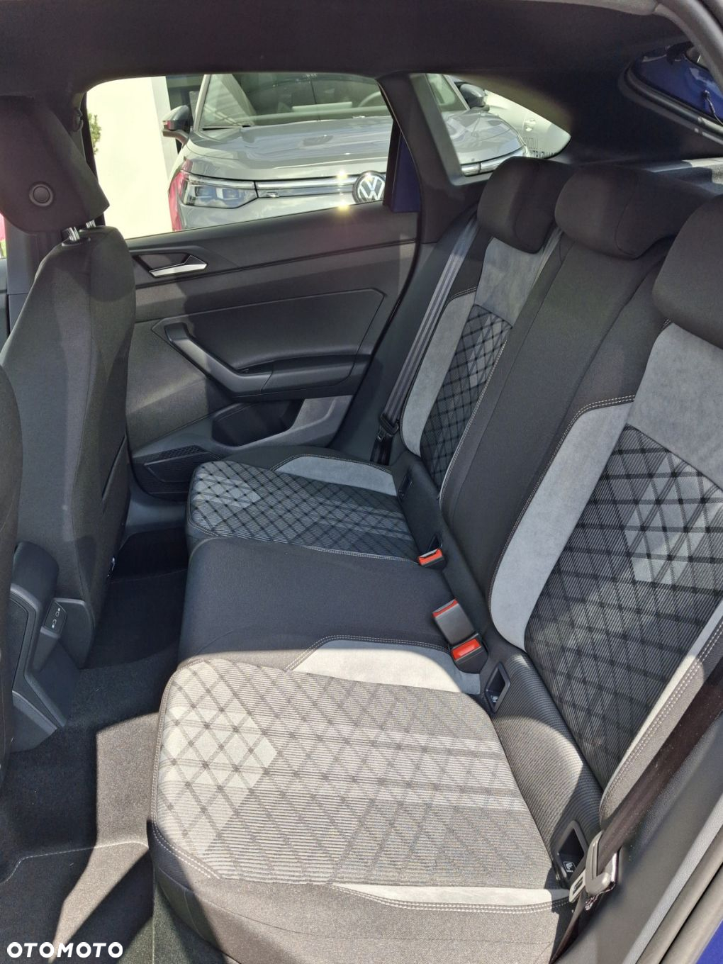 Volkswagen Taigo 1.0 TSI R-Line DSG - 13