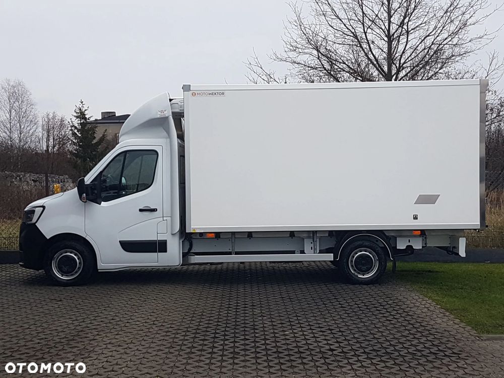 Renault MASTER 8EP CHŁODNIA 4,21x2,11x2,00 IZOTERMA AGREGAT CARRIER XARIOS 350 ZASILANIE Z SILNIKA + ELEKTRYCZNE STACJONARNE KLIMA - 11