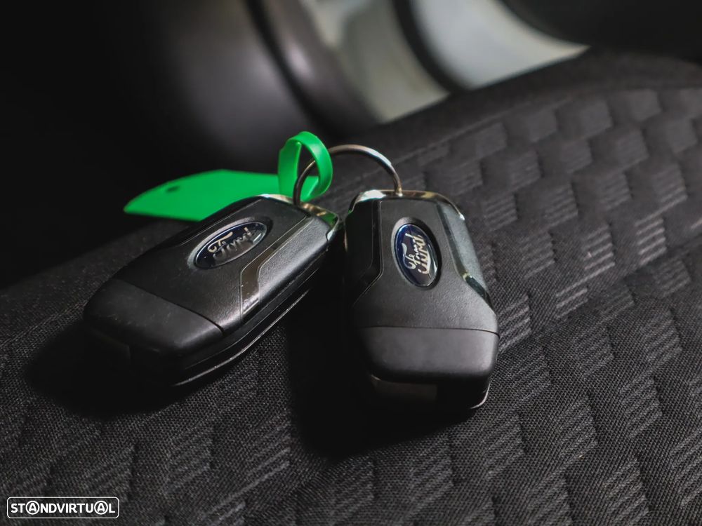 Ford Puma 1.0 EcoBoost Hybrid ST-LINE X - 20