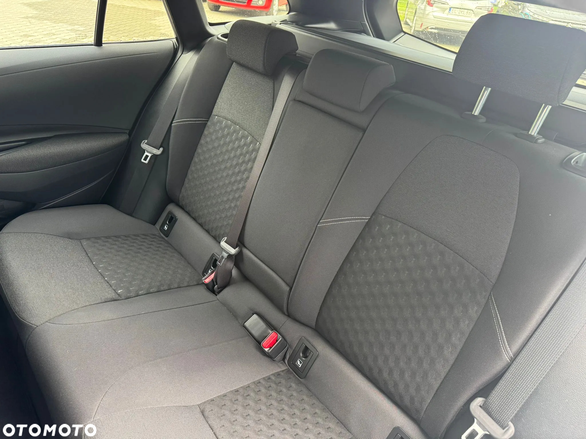 Suzuki Swace 1.8 Hybrid Premium Plus CVT - 29