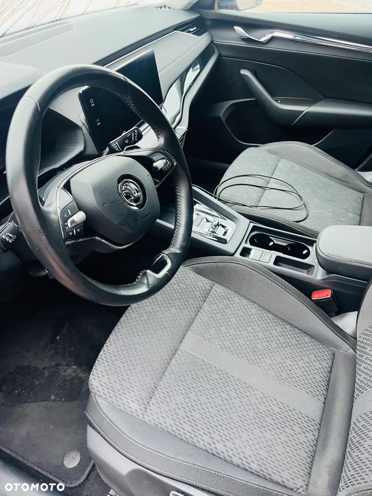 Skoda Octavia 2.0 TDI Edition DSG - 11