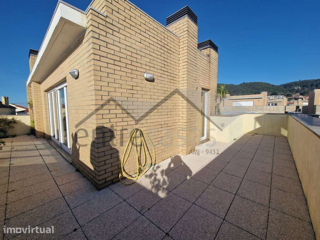 Moradia de Luxo Condomínio Fechado - Grande imagem: 2/23