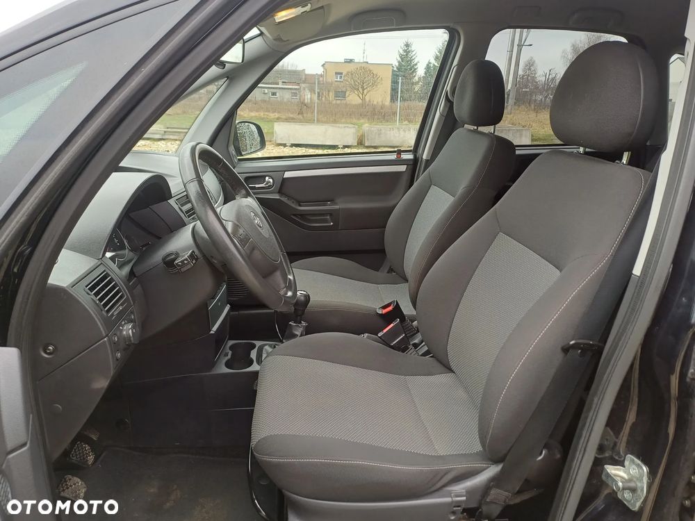Opel Meriva - 14