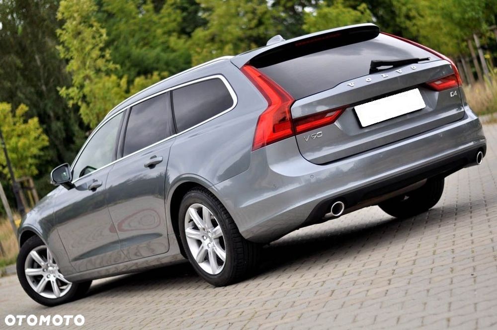 Volvo V90 D4 Geartronic Momentum - 4